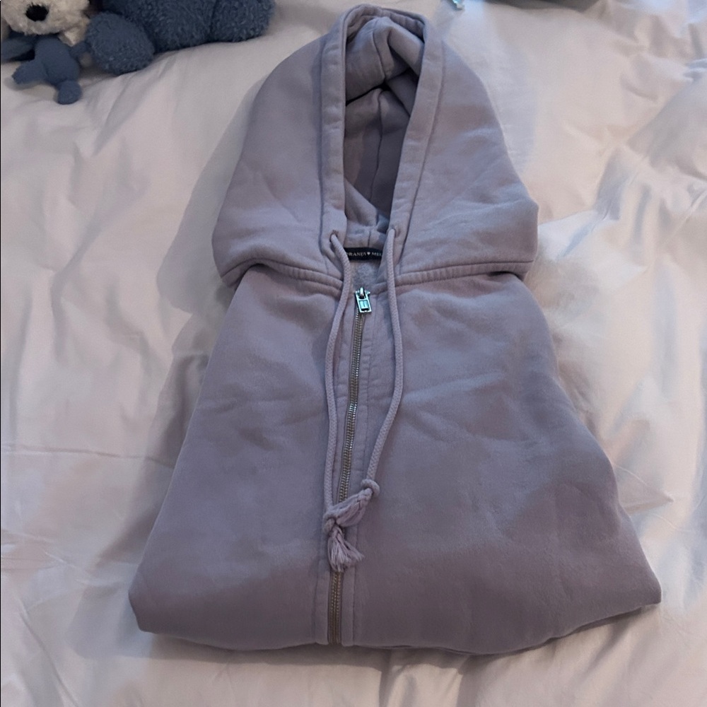 Brandy Melville zip up one size